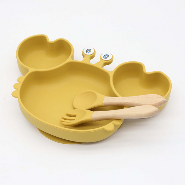 Plato infantil con diseño de cangrejito y cubiertos de silicona
