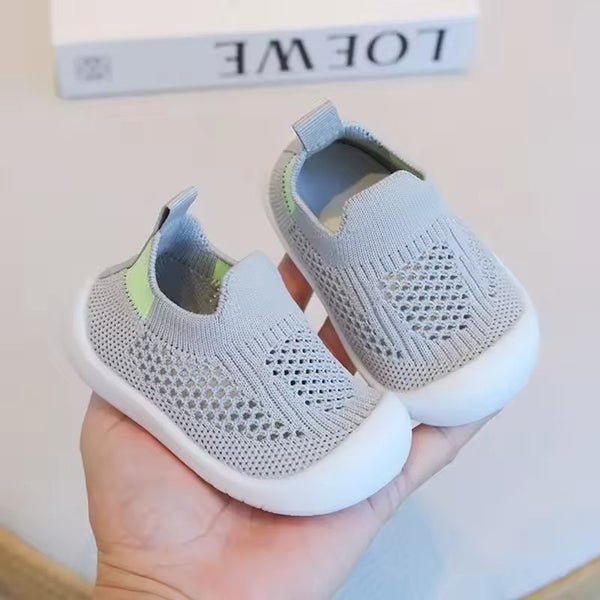 Zapatitos de malla antideslizantes
