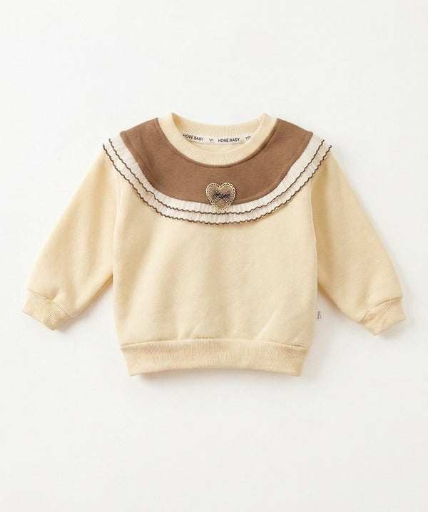Sweater Infantil con Cuello Peter Pan y Detalle de Corazón
