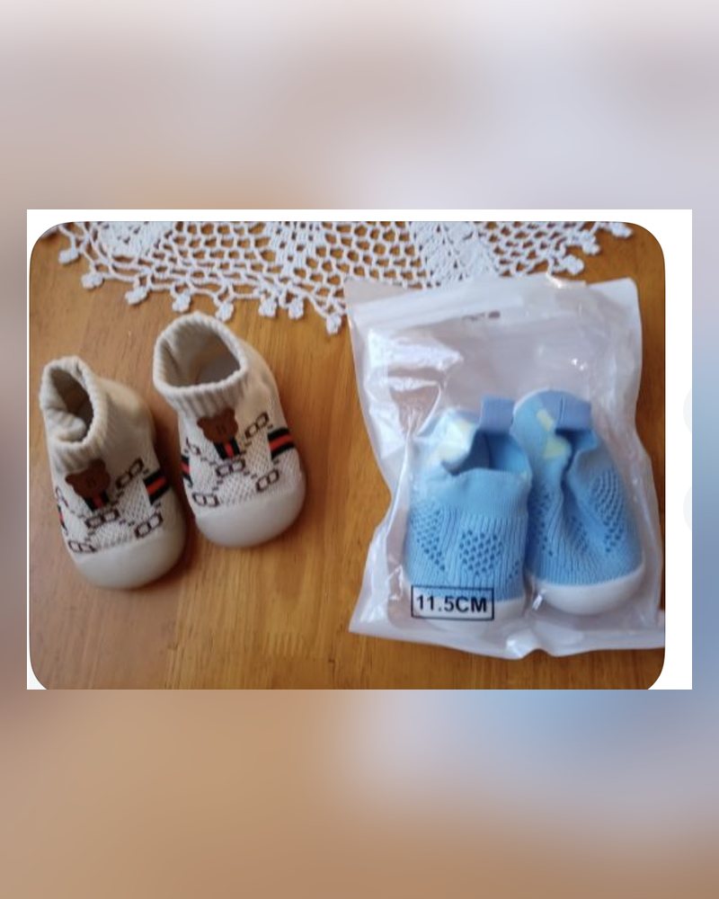 Zapatitos con franja