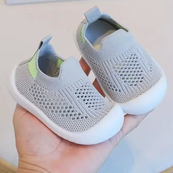 Zapatitos de malla antideslizantes